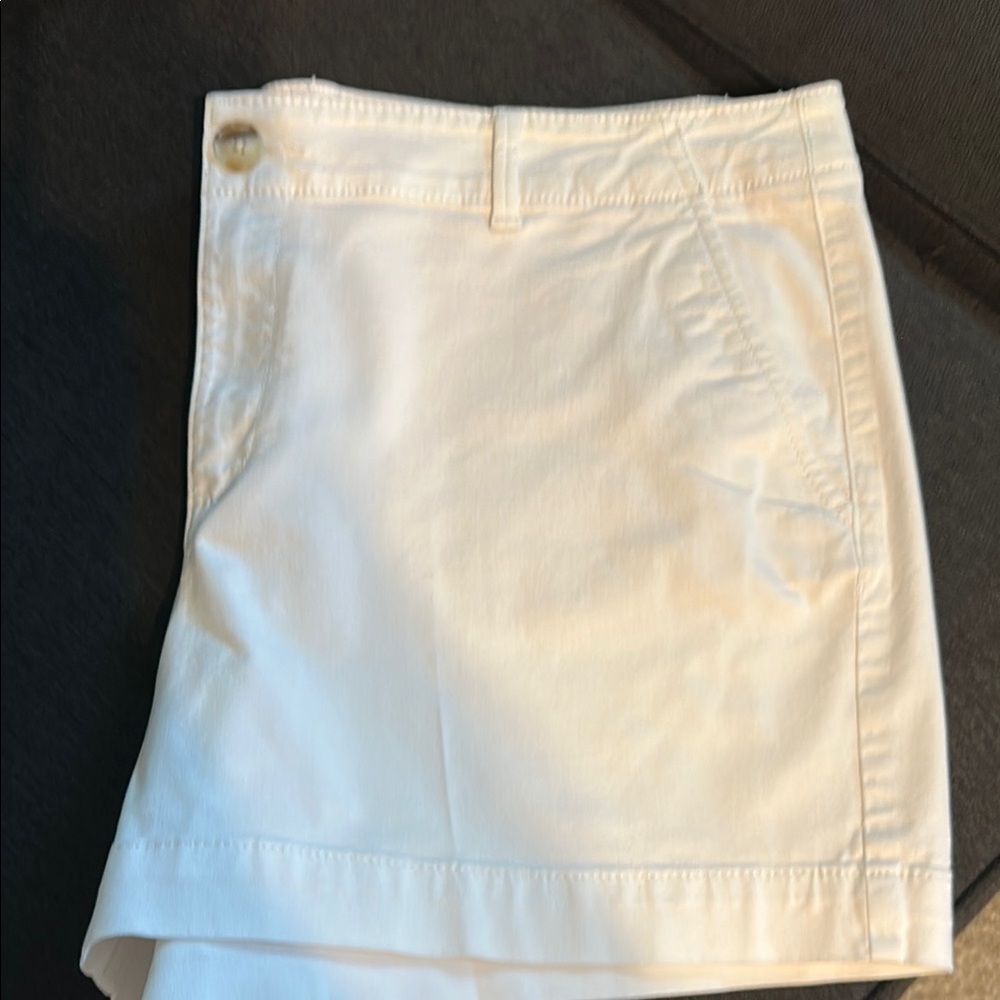 Loft 4-Inch Twill Washed Chino Shorts